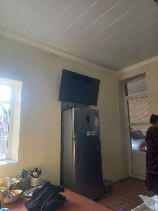 Телевизор moox 49