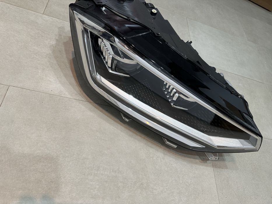 Faruri Far stanga dreapta vw golf 7 sportsvan full led facelift europa