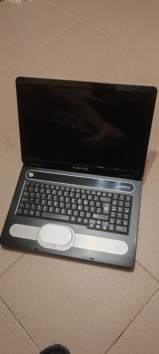 Laptop packard bell easynote display 17