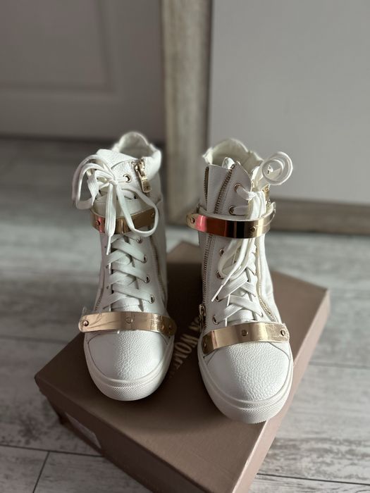 Дамски боти