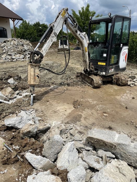 Inchiriere miniexcavator ptr fose picon  fundații excavator Bobcat