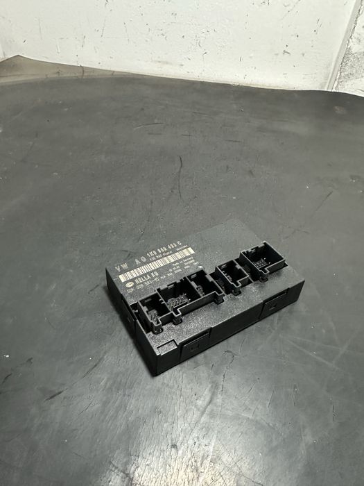 Modul calculator confort Volkswagen Vw Touran Caddy  1K0959433C
