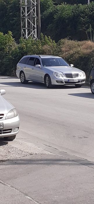 Мерцедес е220 Авангард