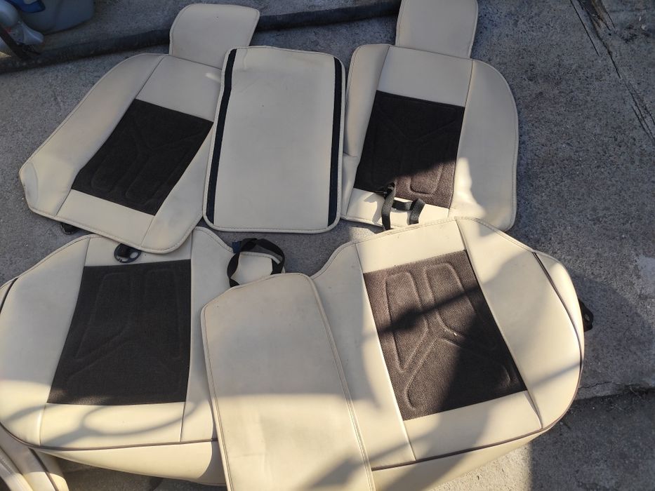 Продам чехлы универсальные кожзам+ алькантара