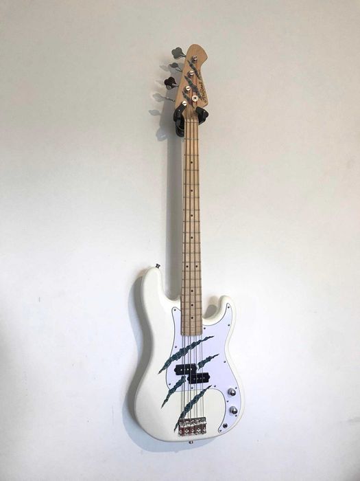 Бас китара /custom/