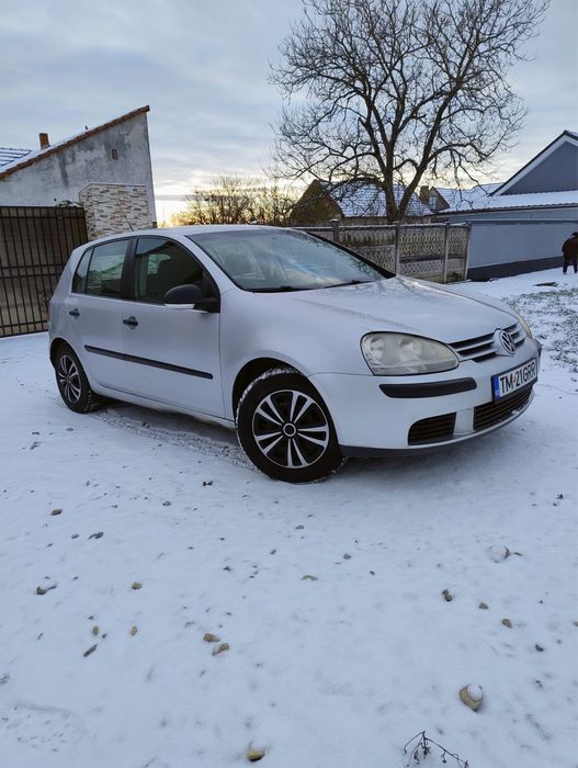 Vând Volkswagen Golf 5, an 2008