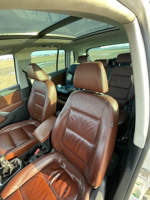 Volkswagen Tiguan 2.0 TDI / Schimb cu duba