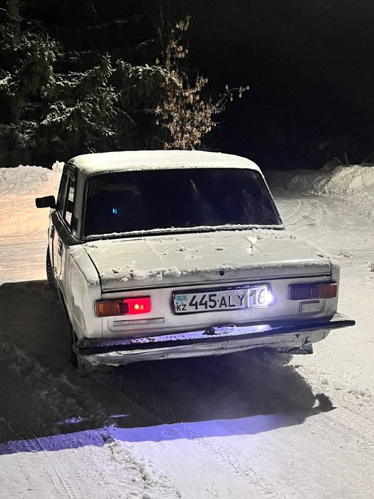 Продам ваз 21011