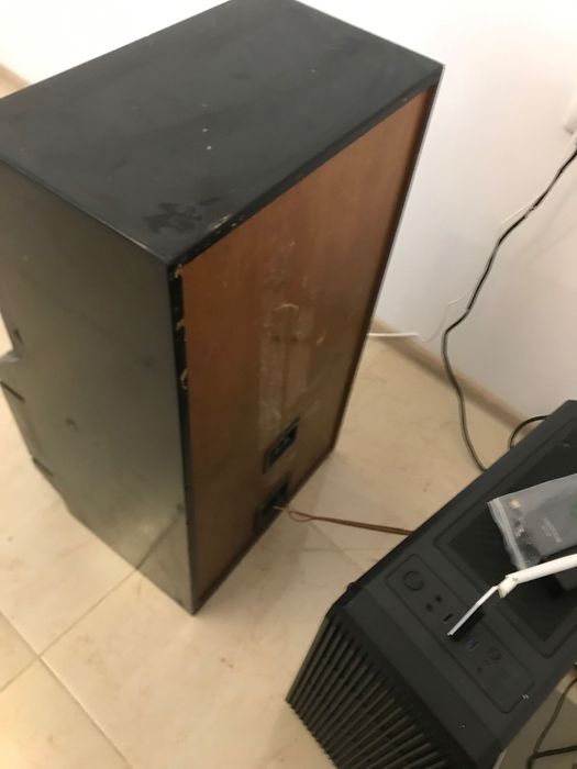 Единична тонколона  B&W DM-6