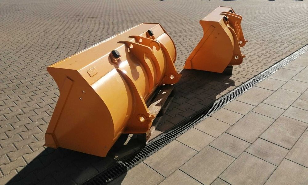 Cupa pentru incarcator frontal marca CASE