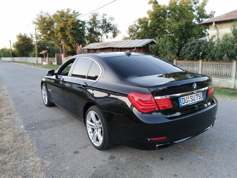 BMW 7 Series 2010 — imagine 3