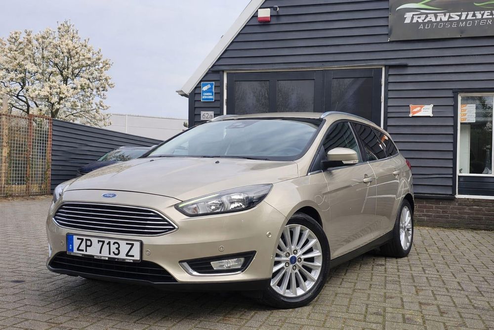 Ford focus Titanium Motor 1.5 TDCI/AN 2015/Euro 6