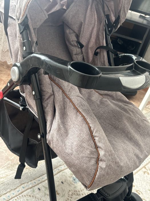 Продам Коляску в хорошем состояние