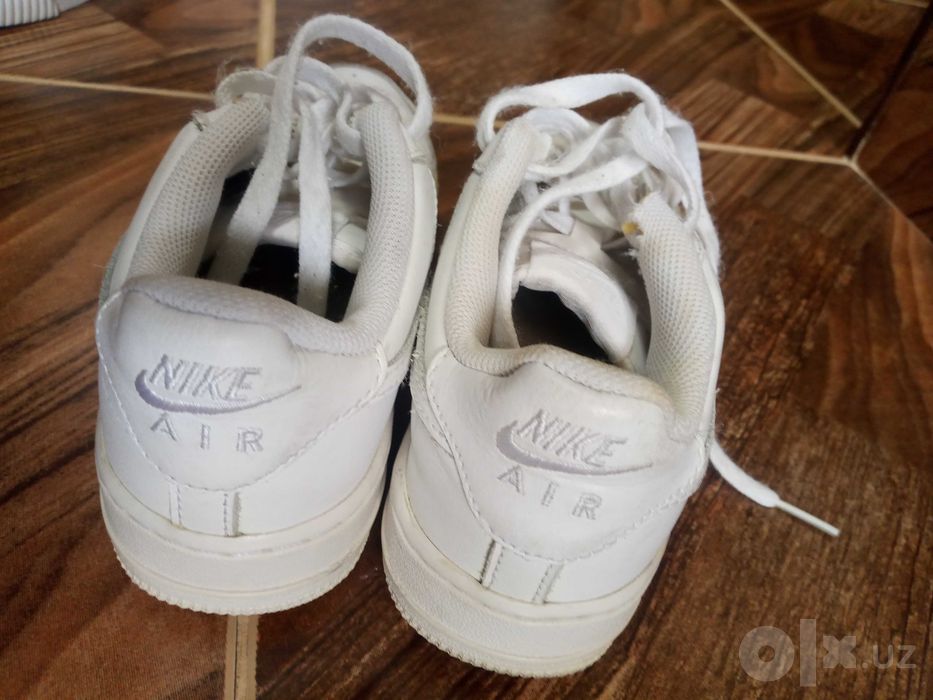 Брендовые кроссовки Nike Air размер 36.Цена 50 тыс