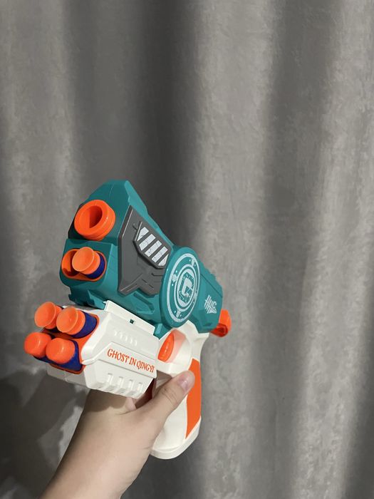 игрушечный пистолетик с пульками