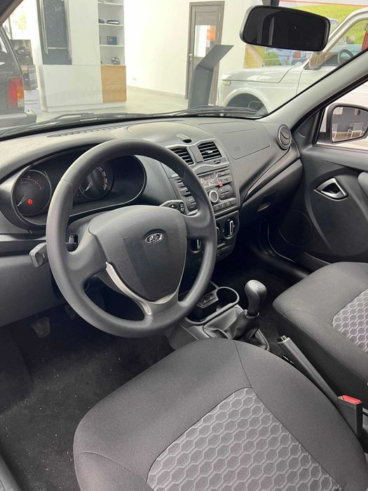 Автомобиль LADA Granta