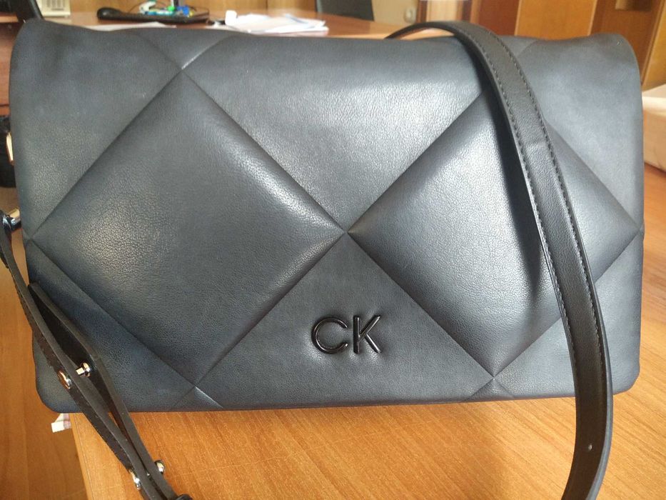 Дамска чанта Calvin Klein оригинална