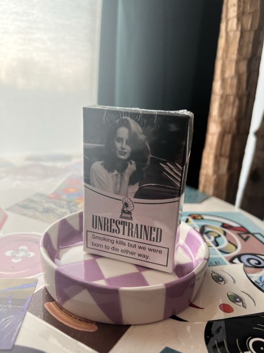 Lana Del Rey lipstick cadou Craciun