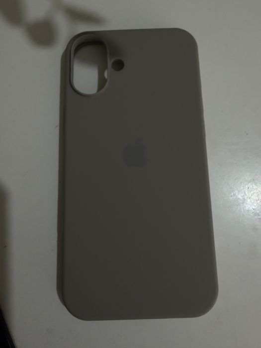 Продам IPhone 16 plus