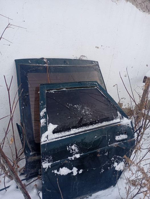 Продам двери на ваз 2112