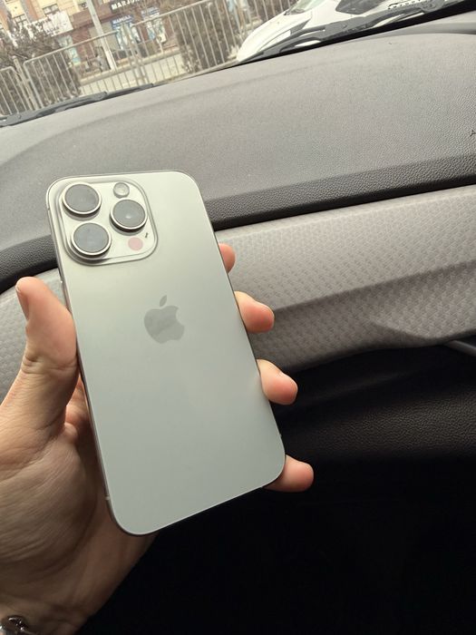 Iphone 15 pro ideal holatda