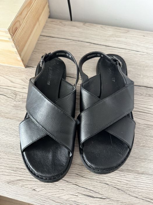 Vand sandale negre piele