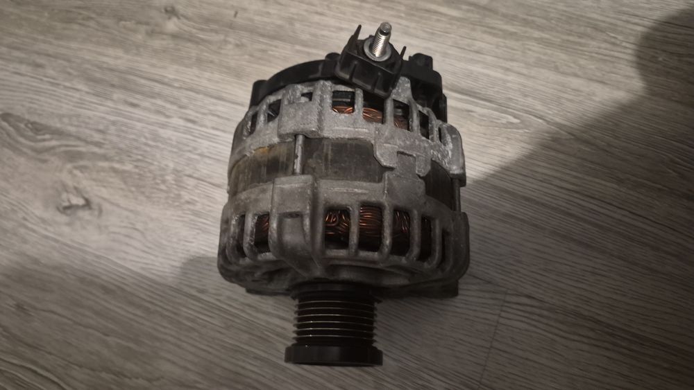 Vand alternator renault 1.0benzina
