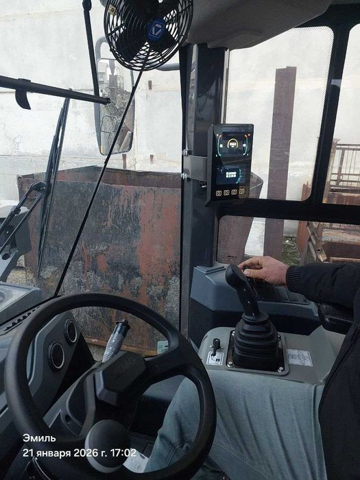 Фронтальный погрузчик XCMG XC956 3 КУБА