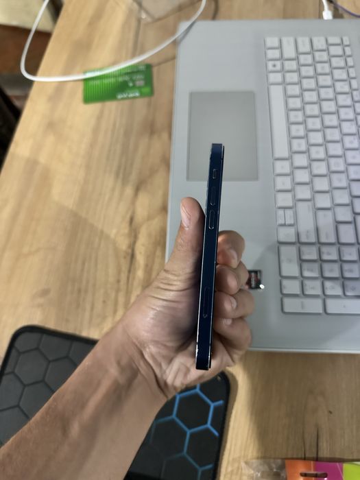 iphone 12 Mini.