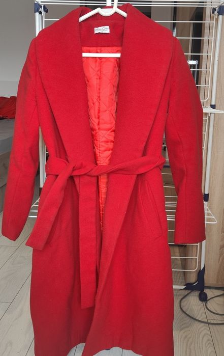 Palton rosu  miss grey