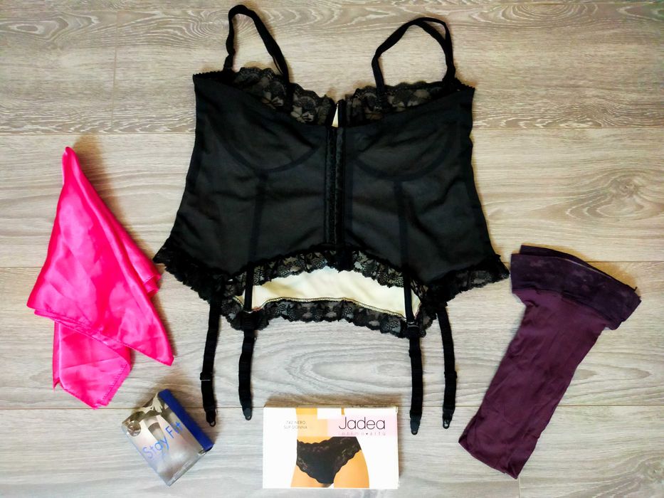 Corset lycra cu dantelă, livrare gratuită