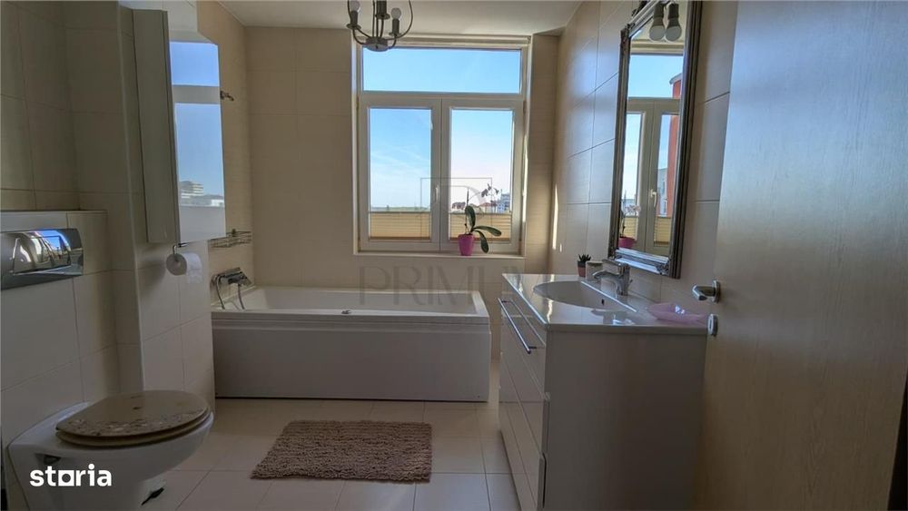 Aradului | Penthouse 3 Cam | 2 Bai | 3 Terase | Lift | Renovat - Mobil