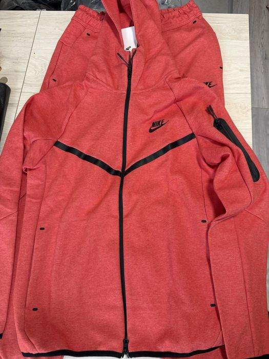 Екипи Nike Tech Размери S и L