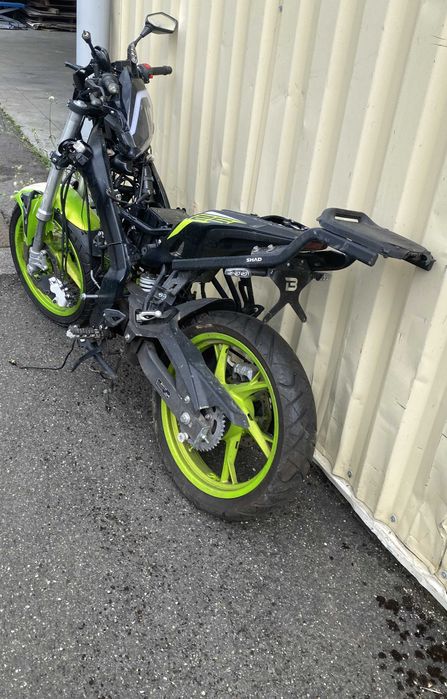 Супер мото KEEWAY RKF 125 кубика НА ЧАСТИ