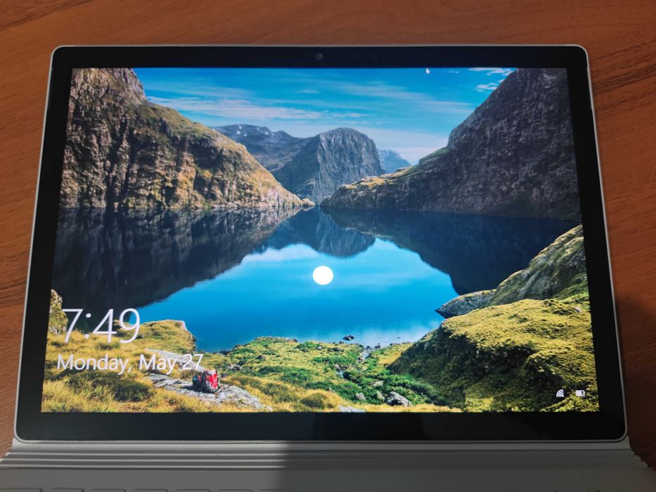 лаптоп Microsoft Surface book 2 - Core i7-8650U, 16GB RAM, 512GB ssd