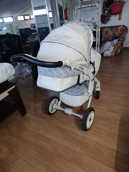 Детска количка 3 в 1 Versacy – Изключително запазена!