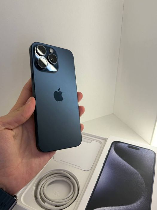 Продам Iphone 15 pro max 256GB