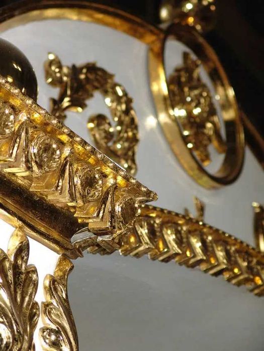 Фасадное золото на масляной основе. Лак для защиты декоров