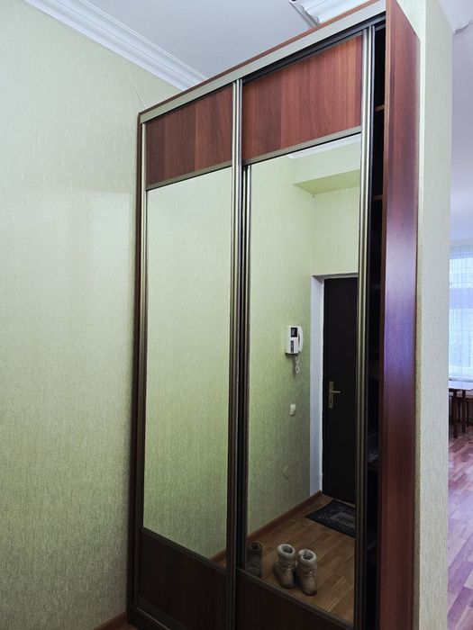 Продам шкаф-купе