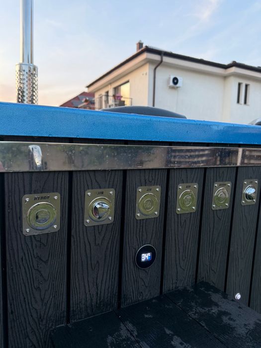 Ciubar ,jacuzzi , , inchiriez ,sau vand .