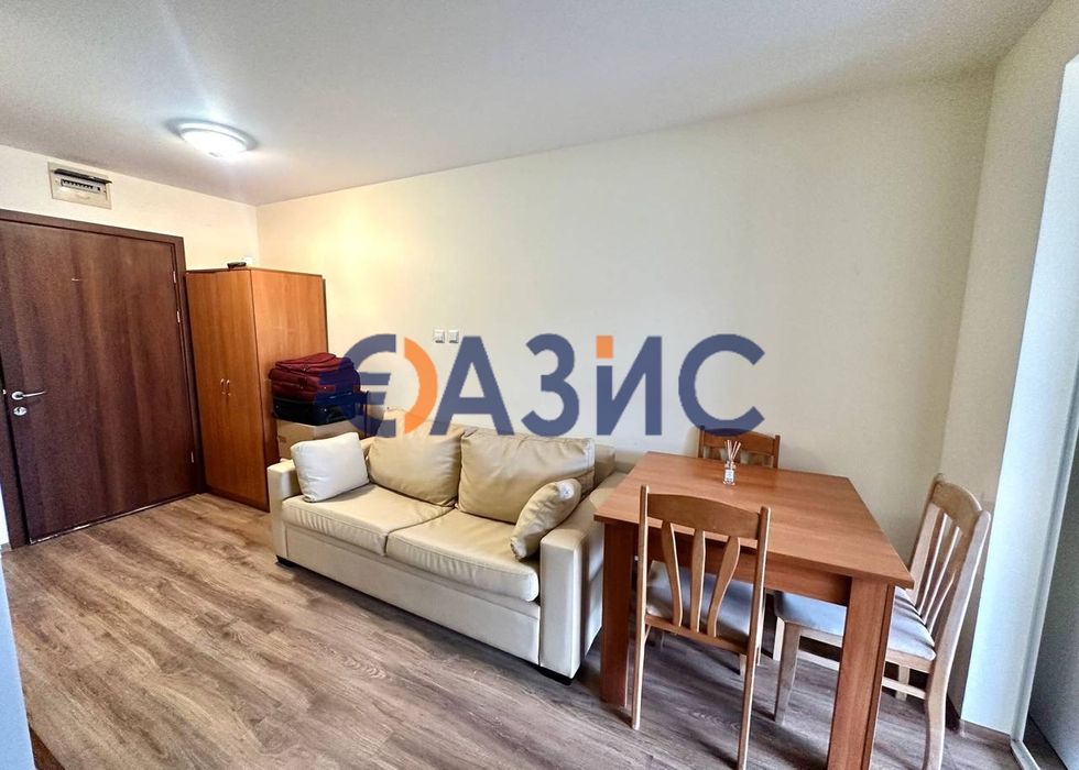 Продава се Едностаен апартамент в Несебър - 56 кв.м за 683 €/кв.м - Снимка #1