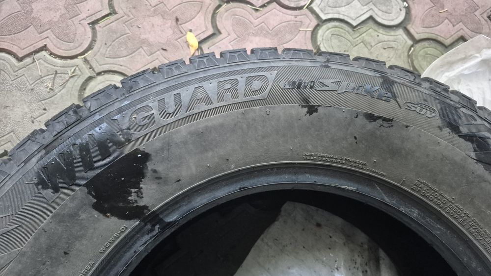 Шины Roadstone зимние шипованные