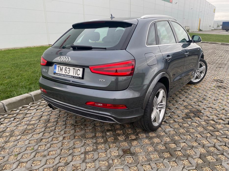 Audi Q3 2.0 TDI  S-line