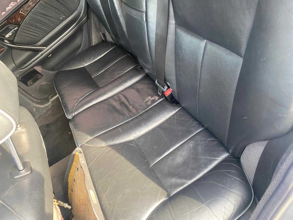 Dezmembrez Mercedes E-class W210/M104/M111/motor/cutie/usa/bara/interior/jante/faruri/stopuri/oglinda/geam/volan/carlig