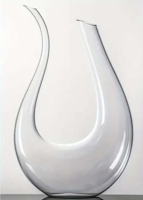 Елегантна стъклена кана за вино 1500 ml