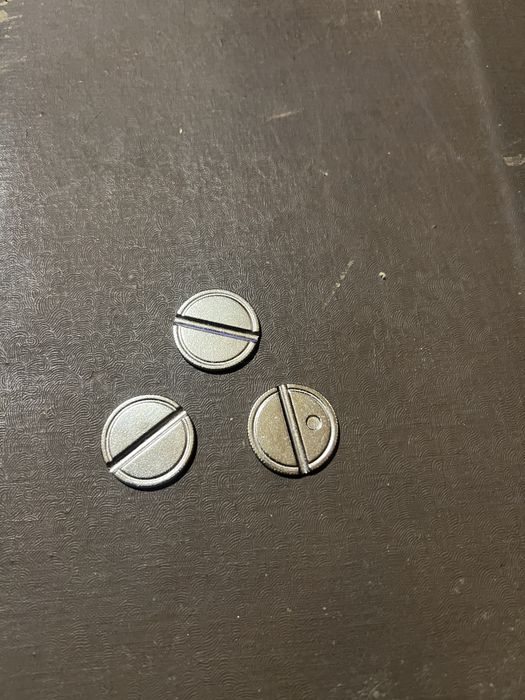 Жетоны игровые, для игровых аппаратов.