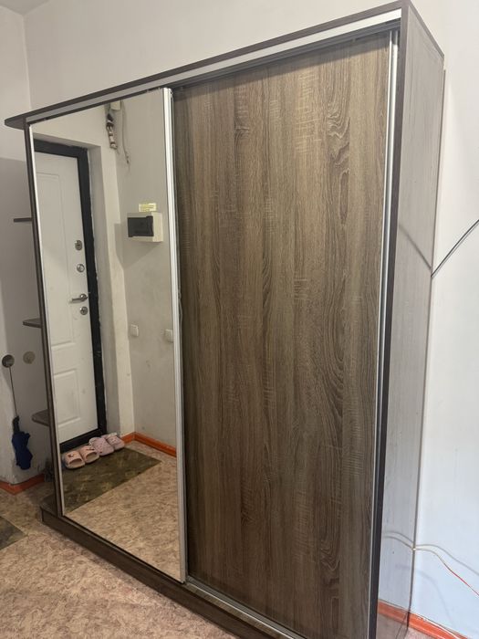 Продам шкаф купе, только самовывоз, без доставки.