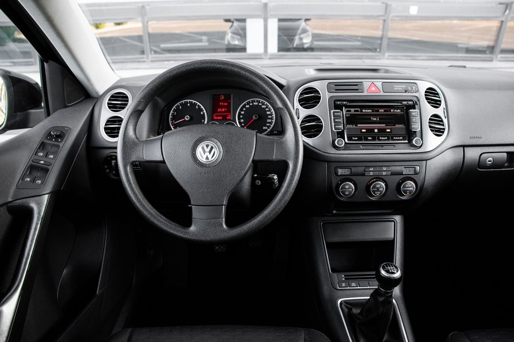 Vw tiguan manual