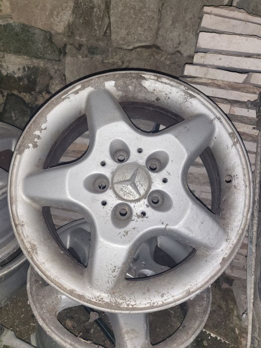 Гуми и джанти за мерцедес