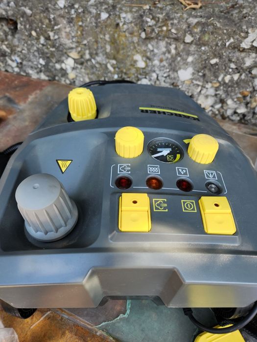 Професионална парочистачка karcher.